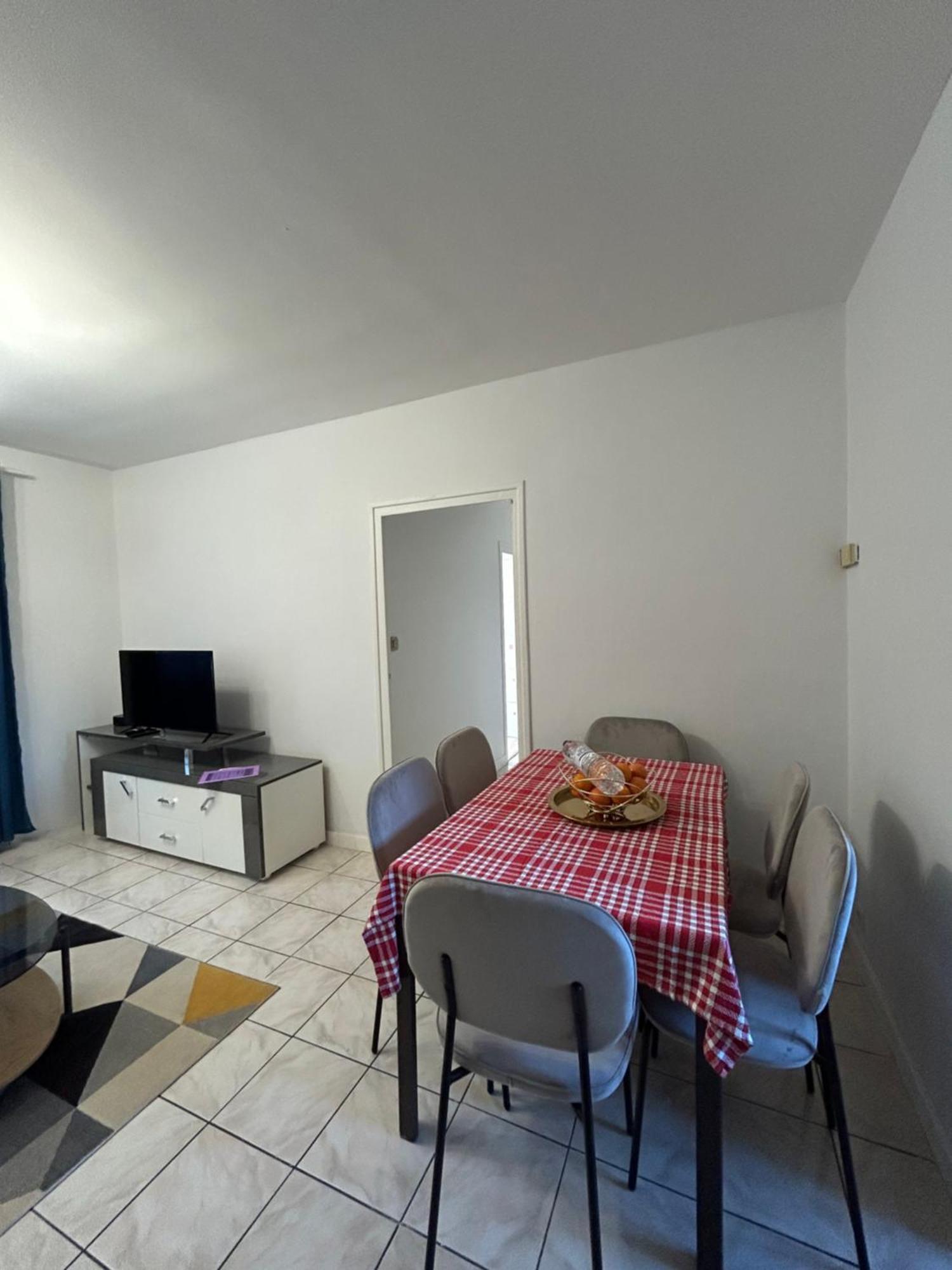 Home Lyla Dijon Exteriér fotografie